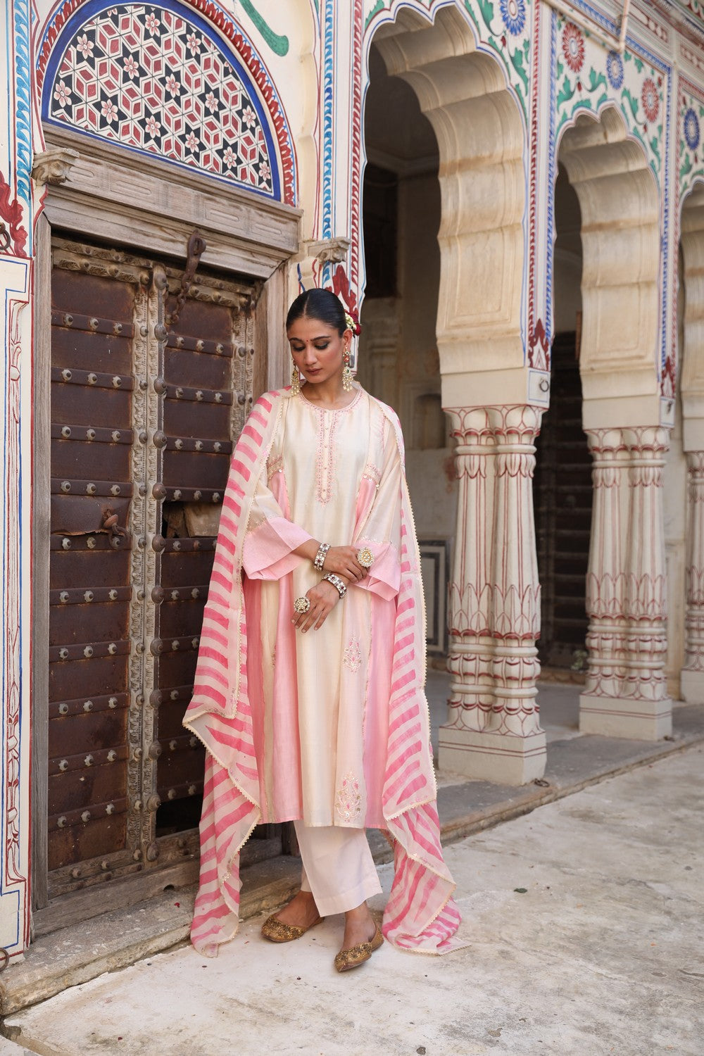 Mishthi suit
