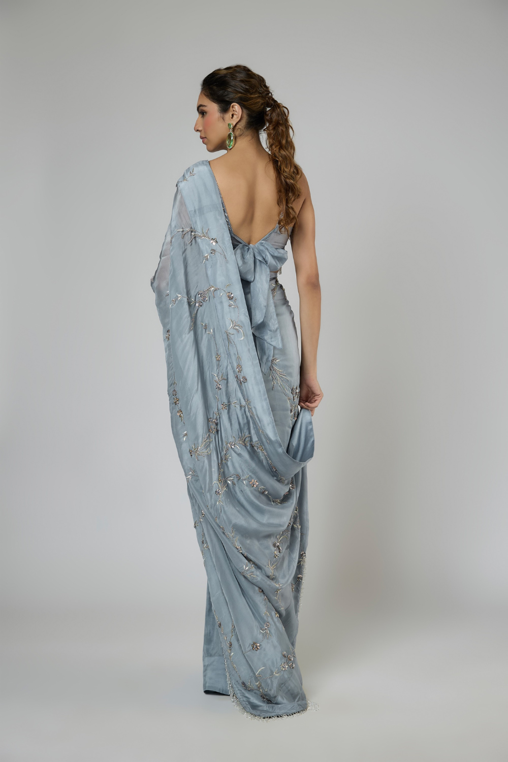 PERIWINKLE INTRICATE FLORAL EMBROIDERED SAREE SET