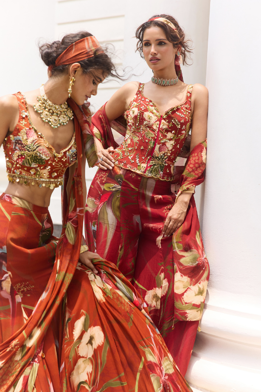 RUST FLORAL PRINT AND HIGHLIGHTED MERMAID SAREE SET