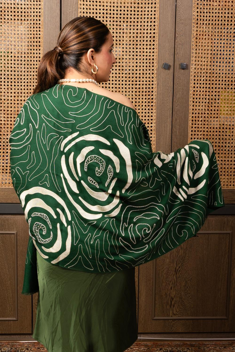 The Labyrinth Rose | Embroidered Fine Wool Silk Stole