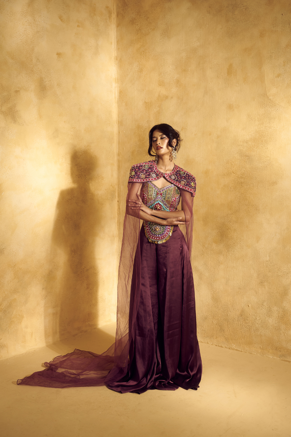 ALAYA TOP AND SKIRT SET WITH CAPE