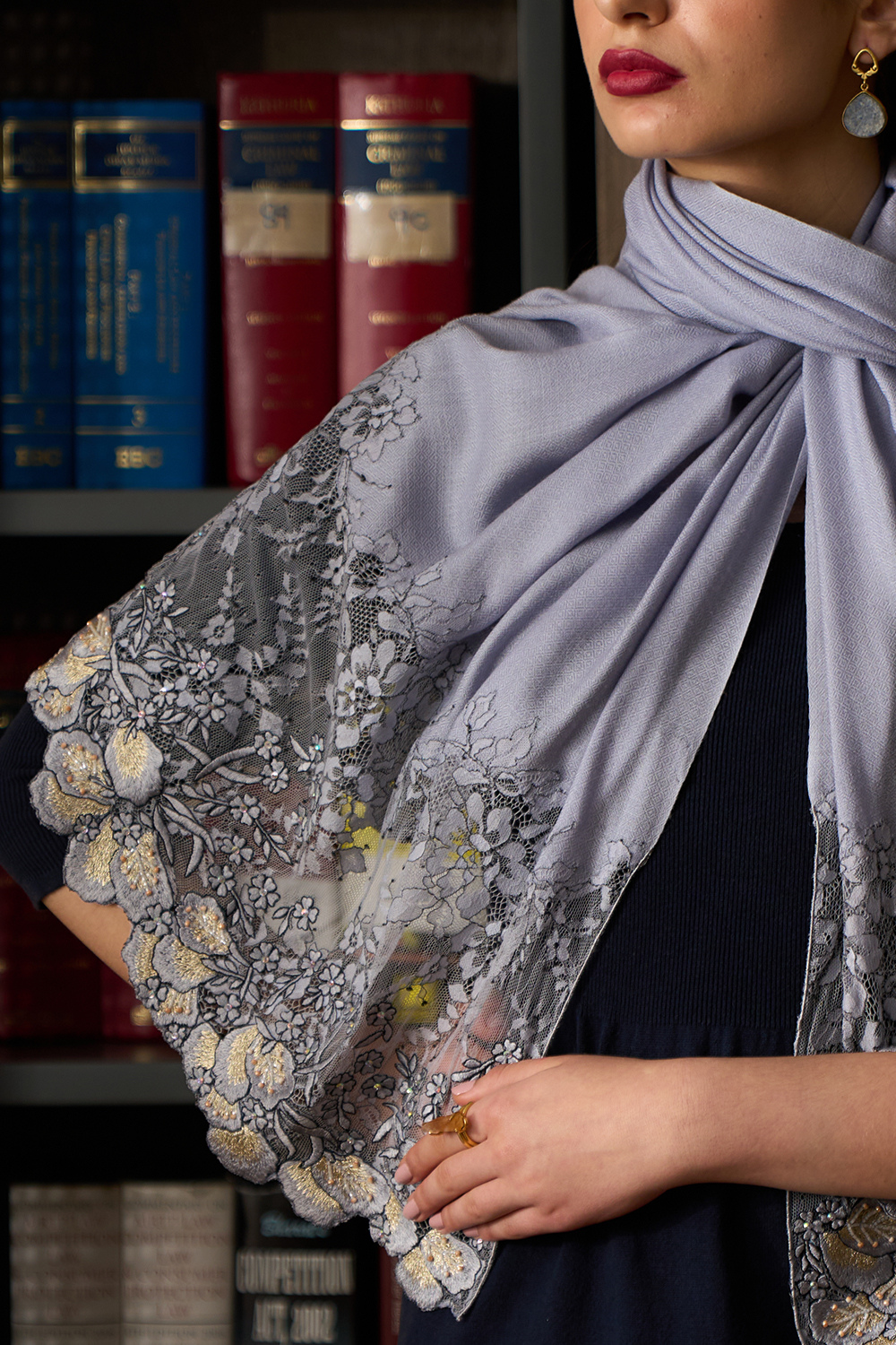 Dainty Petals | Embroidered Wool Silk Stole – Zen Blue