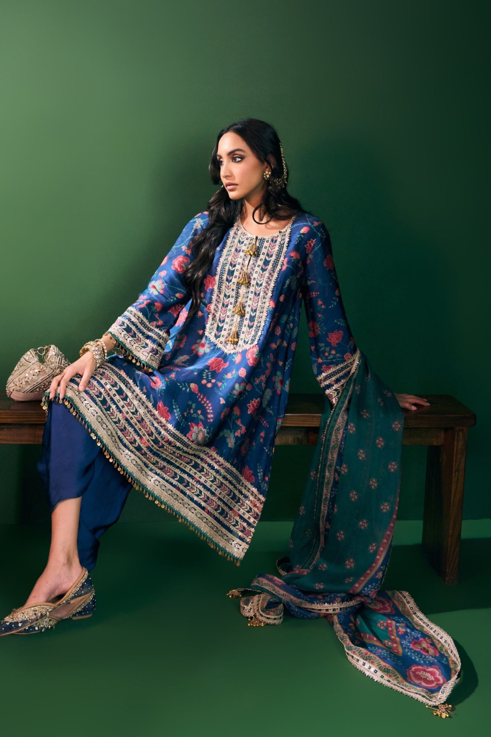 Sahi Cupro Satin Printed Navy Kurta with Navy Salwar Set