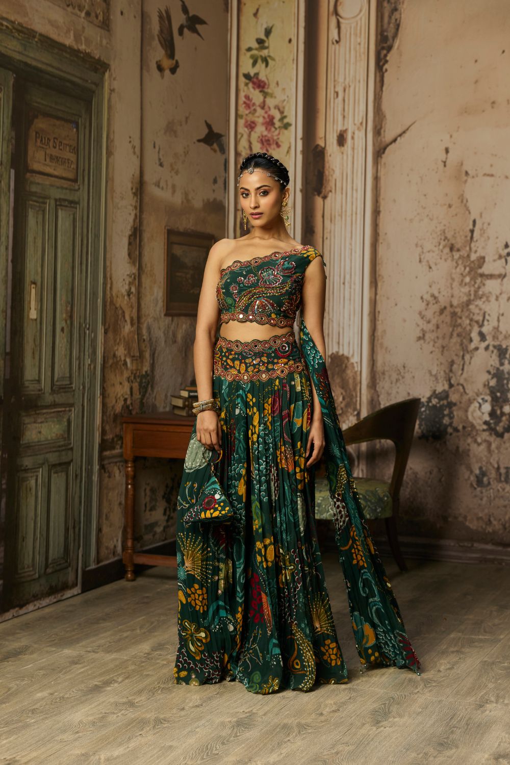 DARK GREEN PRINT AND HIGHLIGHTED PLEATED PANTS SET
