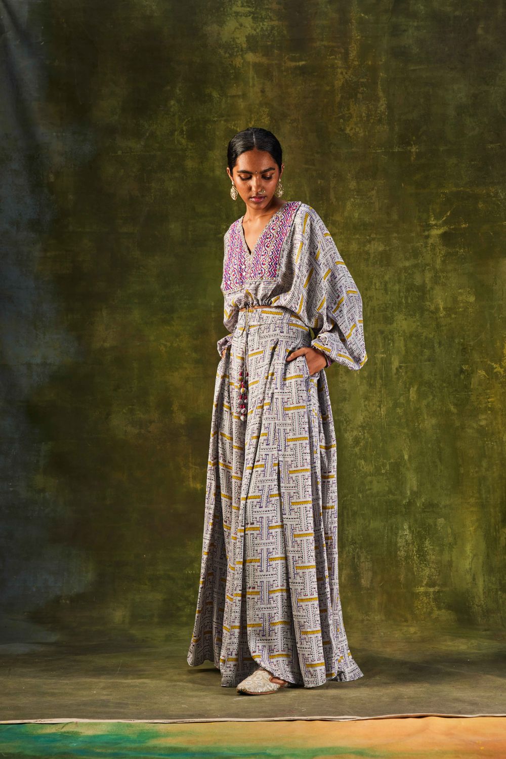 V Neck Top With Wide Leg Pleated Pants