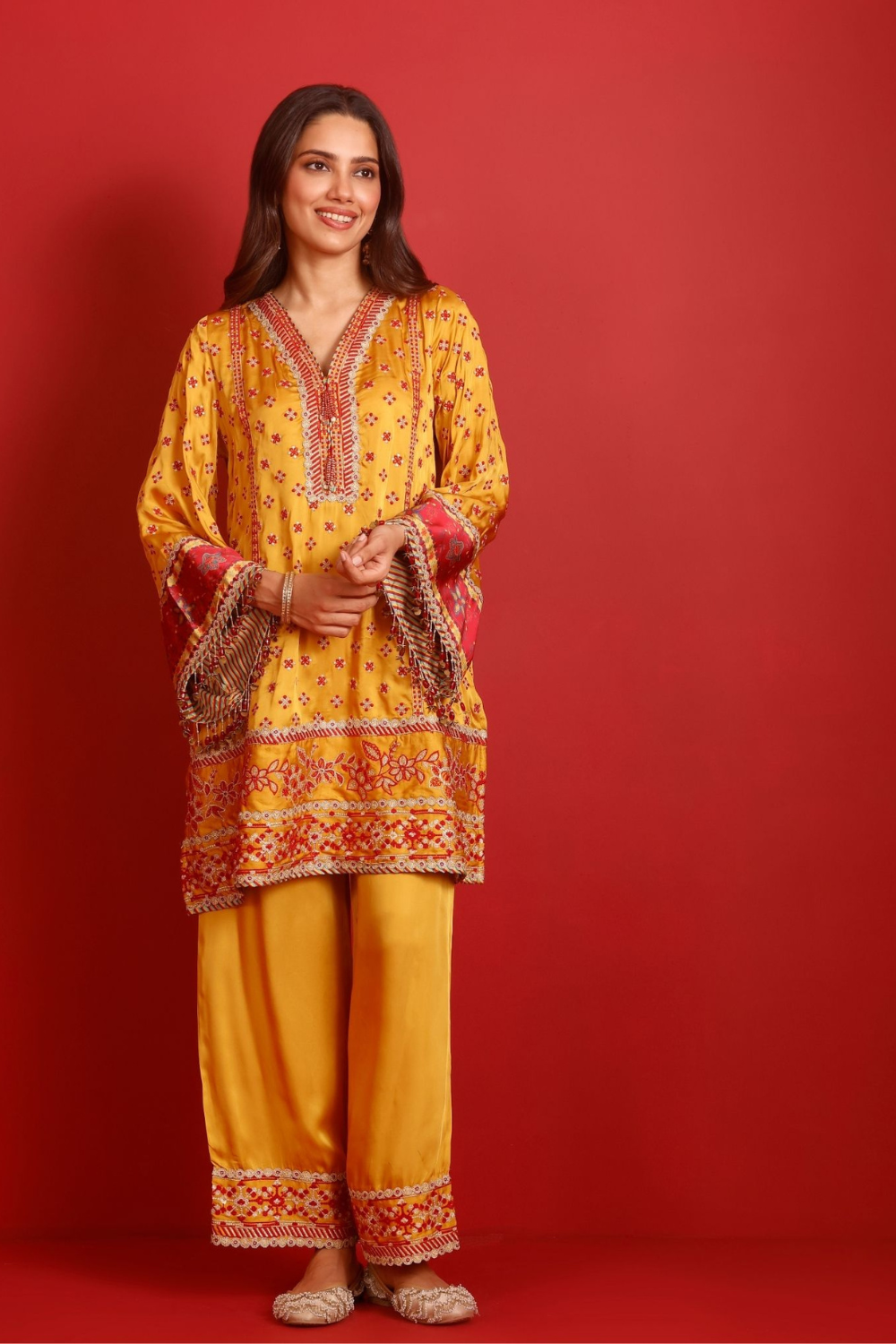 Hesi Cupro Satin Mustard Kurta Set