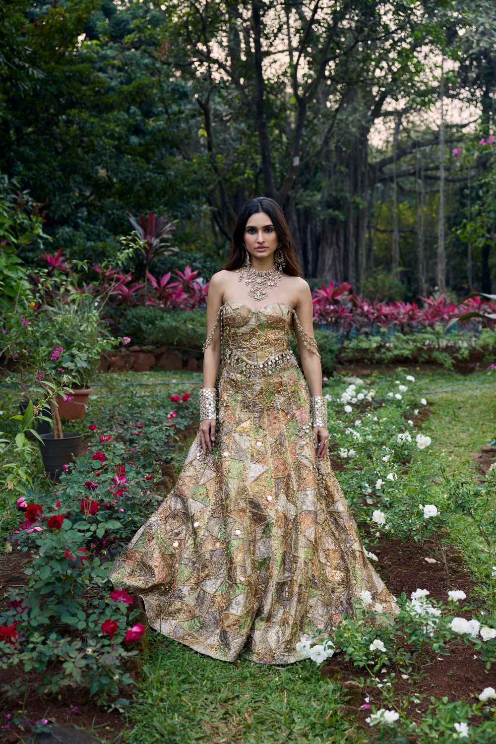 Gulnaar Gota Lehenga Set