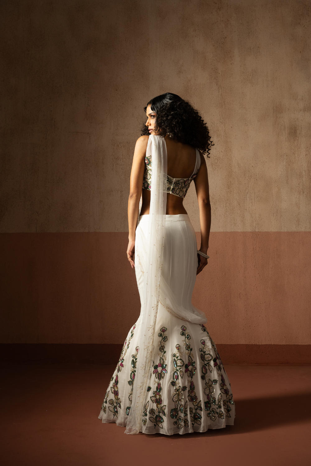 Fishtail style , white & multicoloured hand embroidered georgette fishtail saree, concept saree