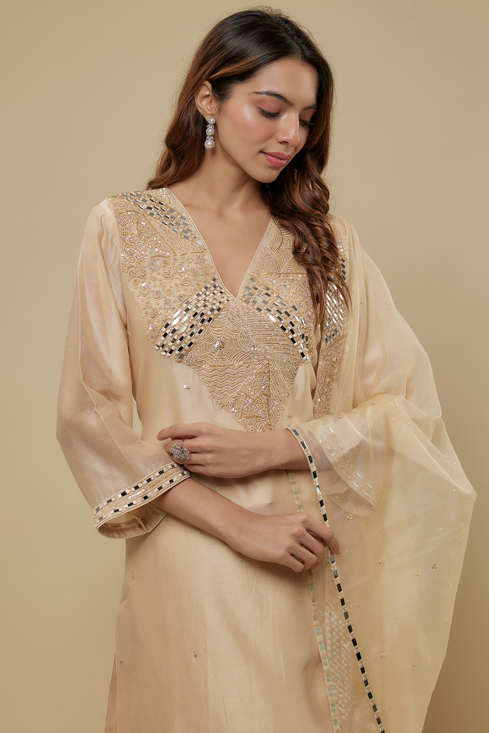 Zenvira Kurti set