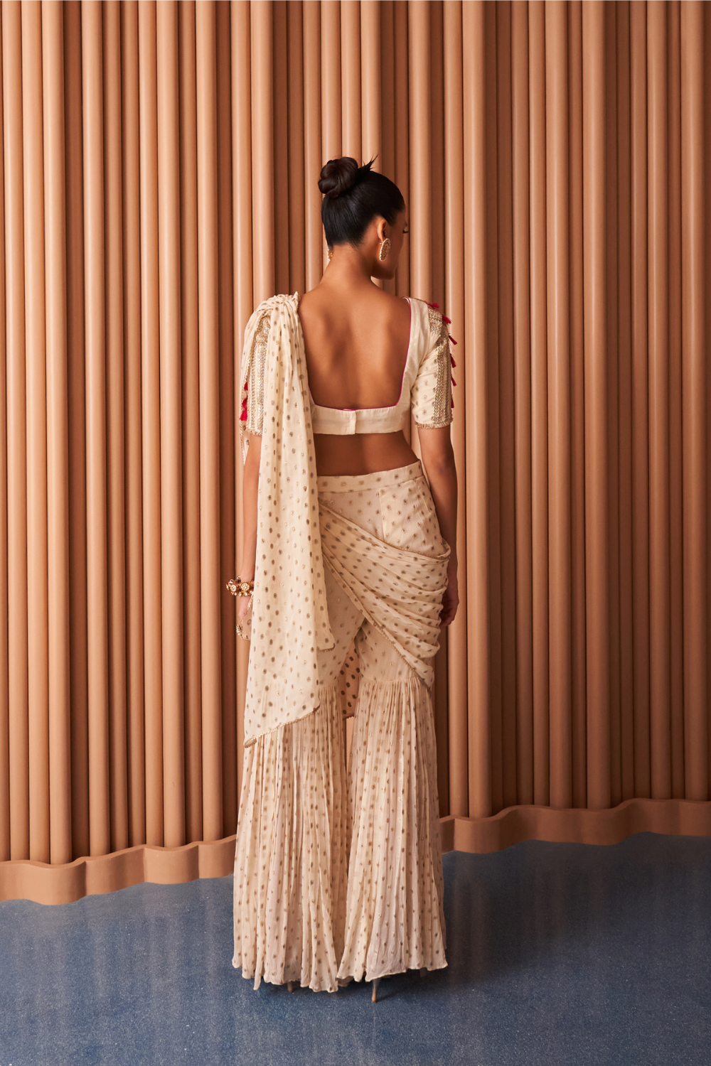 Sunlee sharaa saree