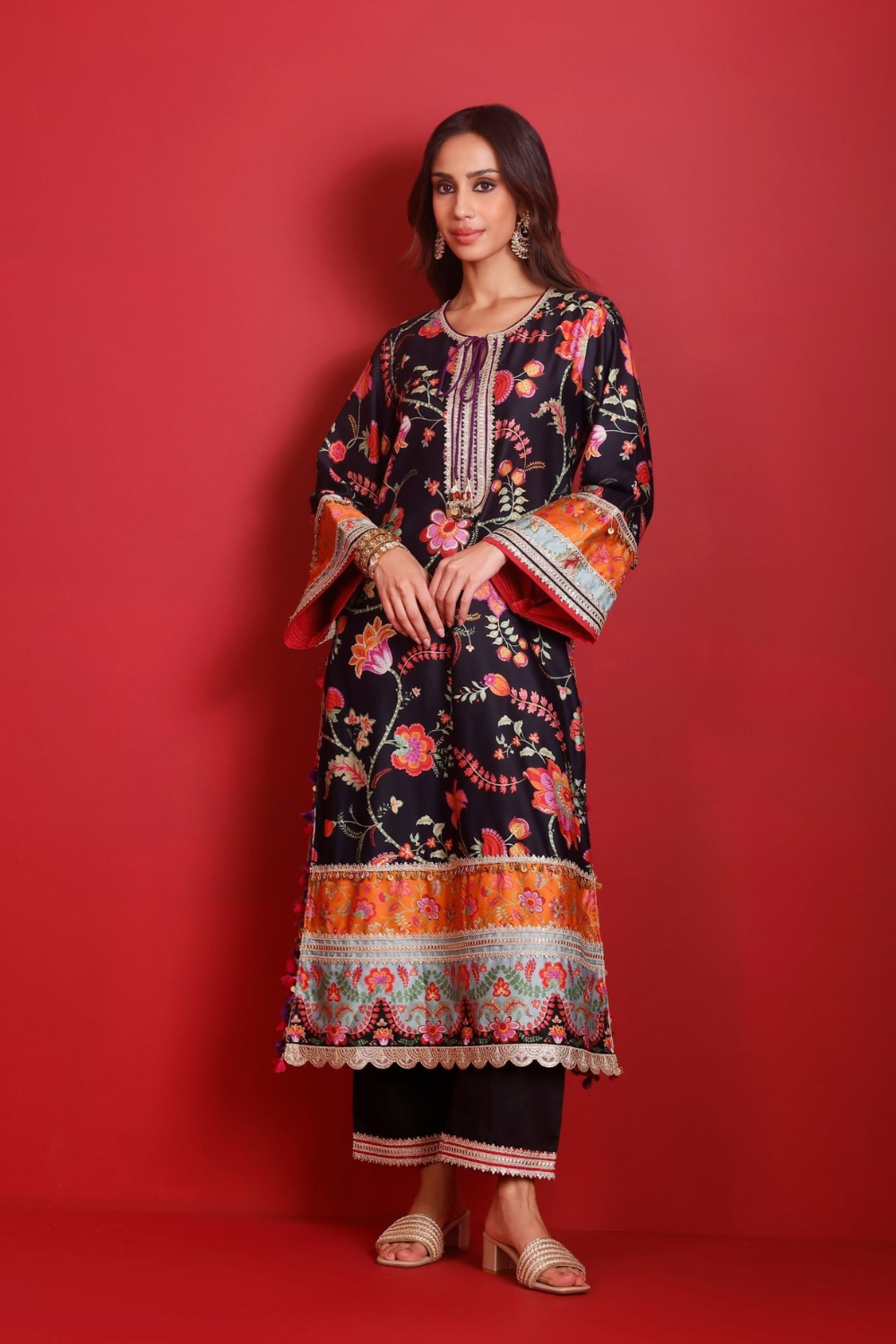 Nisi Pima Satin Printed Black Kurta Set