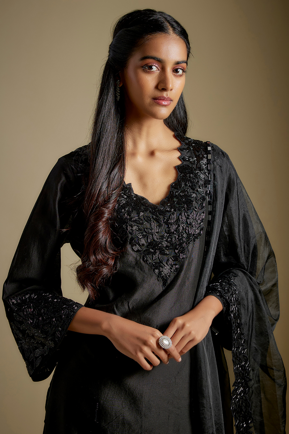 Velvoura Kurti Set