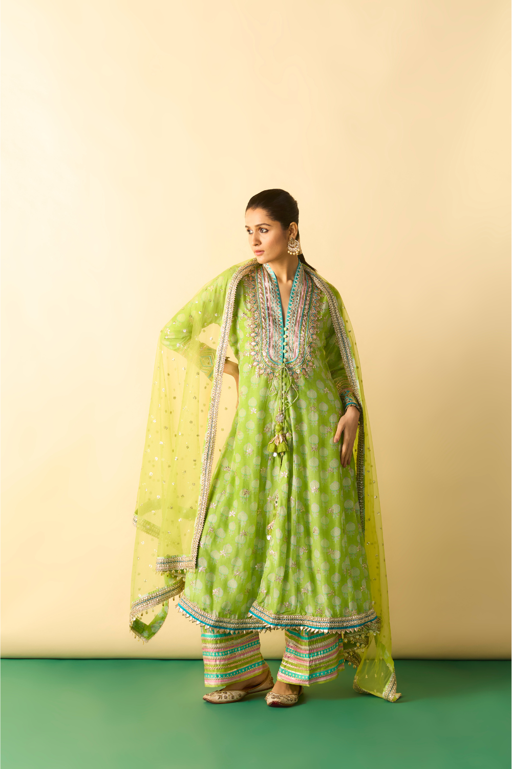 Binita Pallazo Set