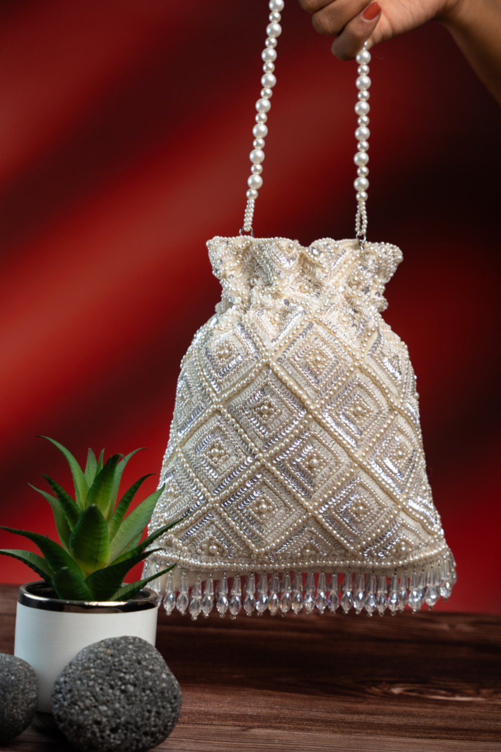 Pearl Criss Cross White
