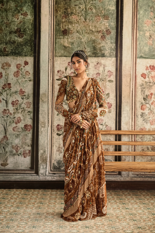 CARAMEL PRINT AND HIGHLIGHTED PLUNGE NECK BLOUSE WITH SHARARA SAREE SET