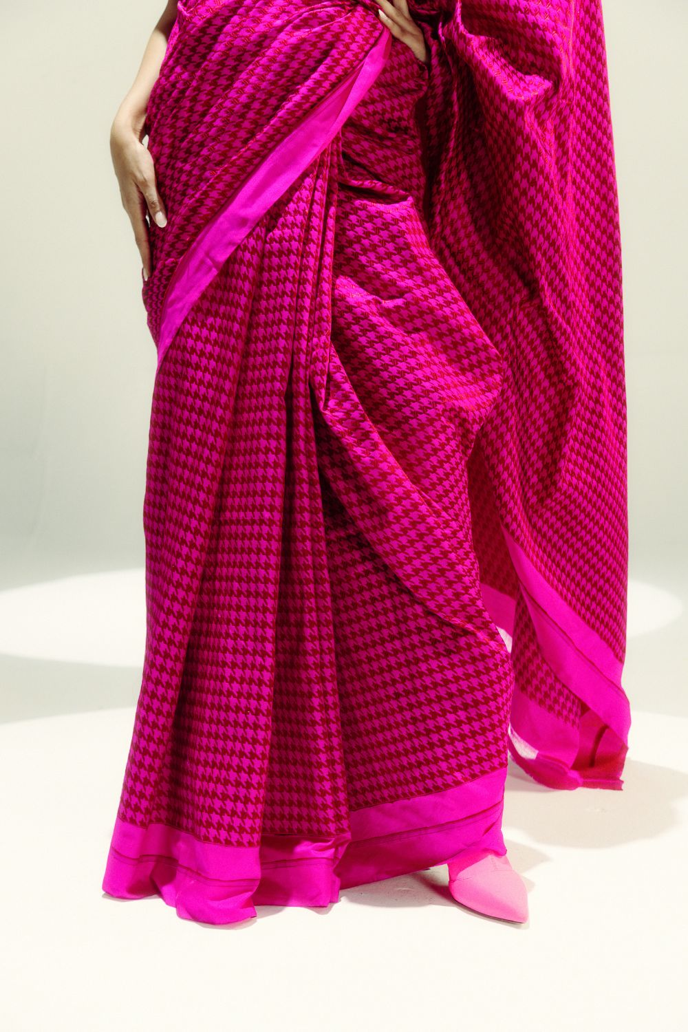 Pink Resham Houndstooth