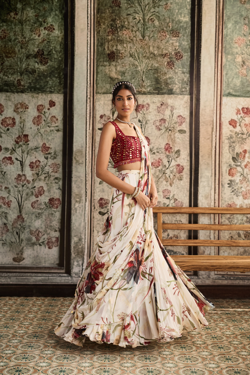 IVORY FLORAL PRINTED MERMAID SAREE SET