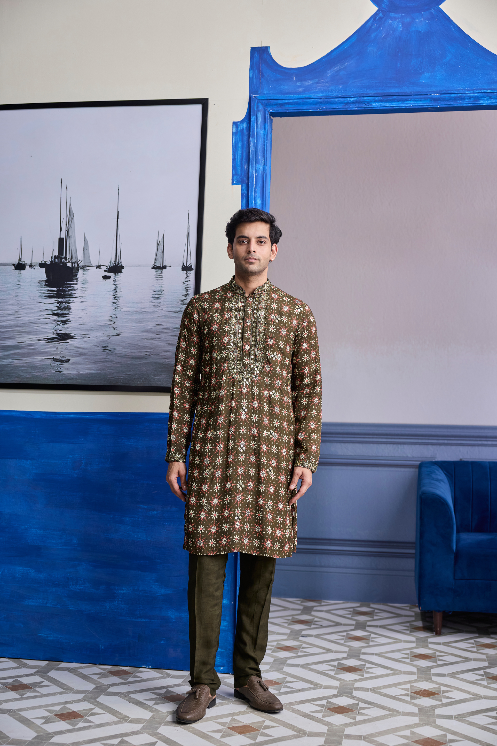 OLIVE BUTTA HIGHLIGHTED KURTA WITH OLIVE PRINT HIGHLIGHTED BUNDI JACKET PAIERD WITH SOLID PANTS