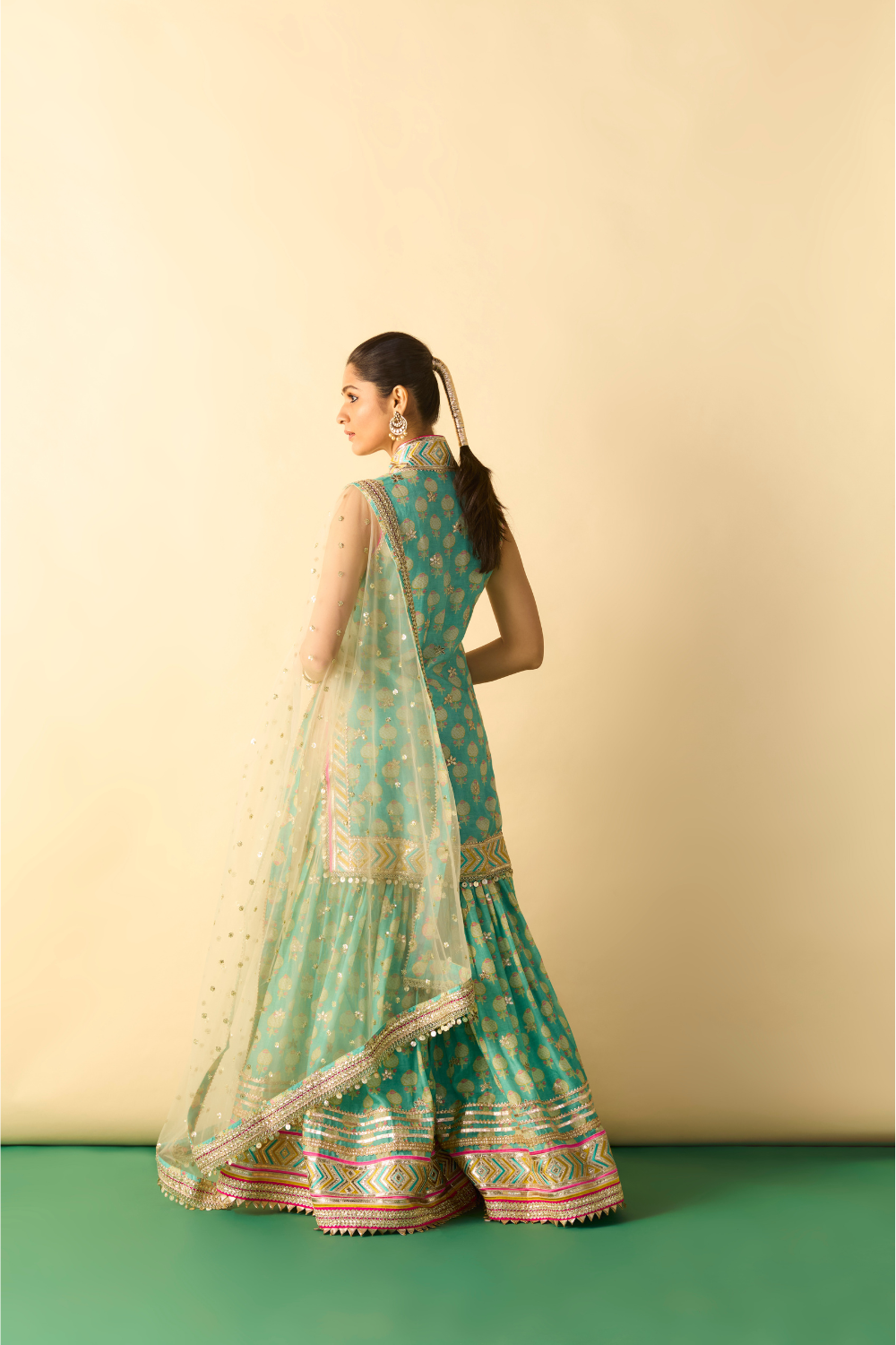 Aarvi Sharara Set