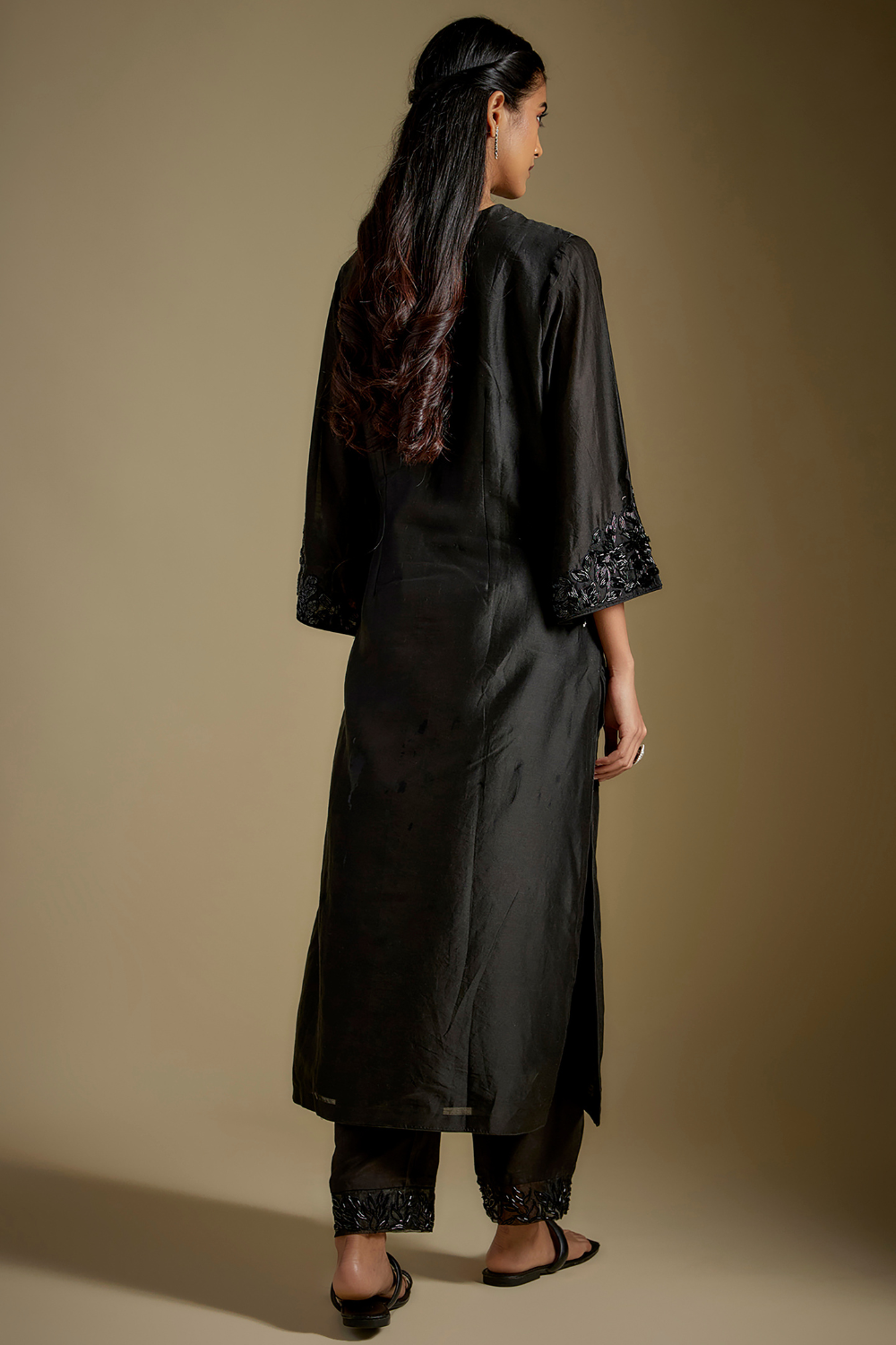 Velvoura Kurti Set