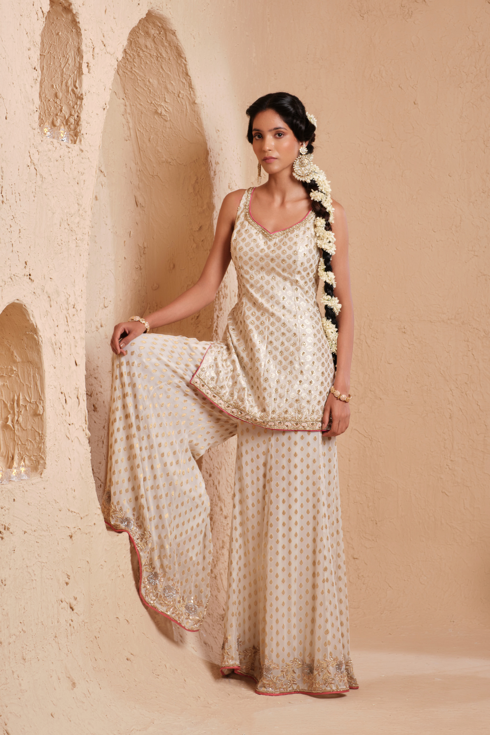Suvarna Sharara