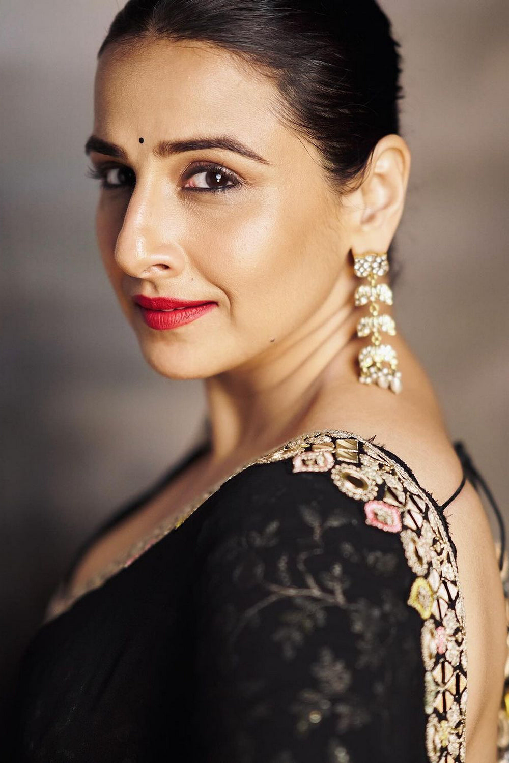 Vidya Balan in Meili Saree Set