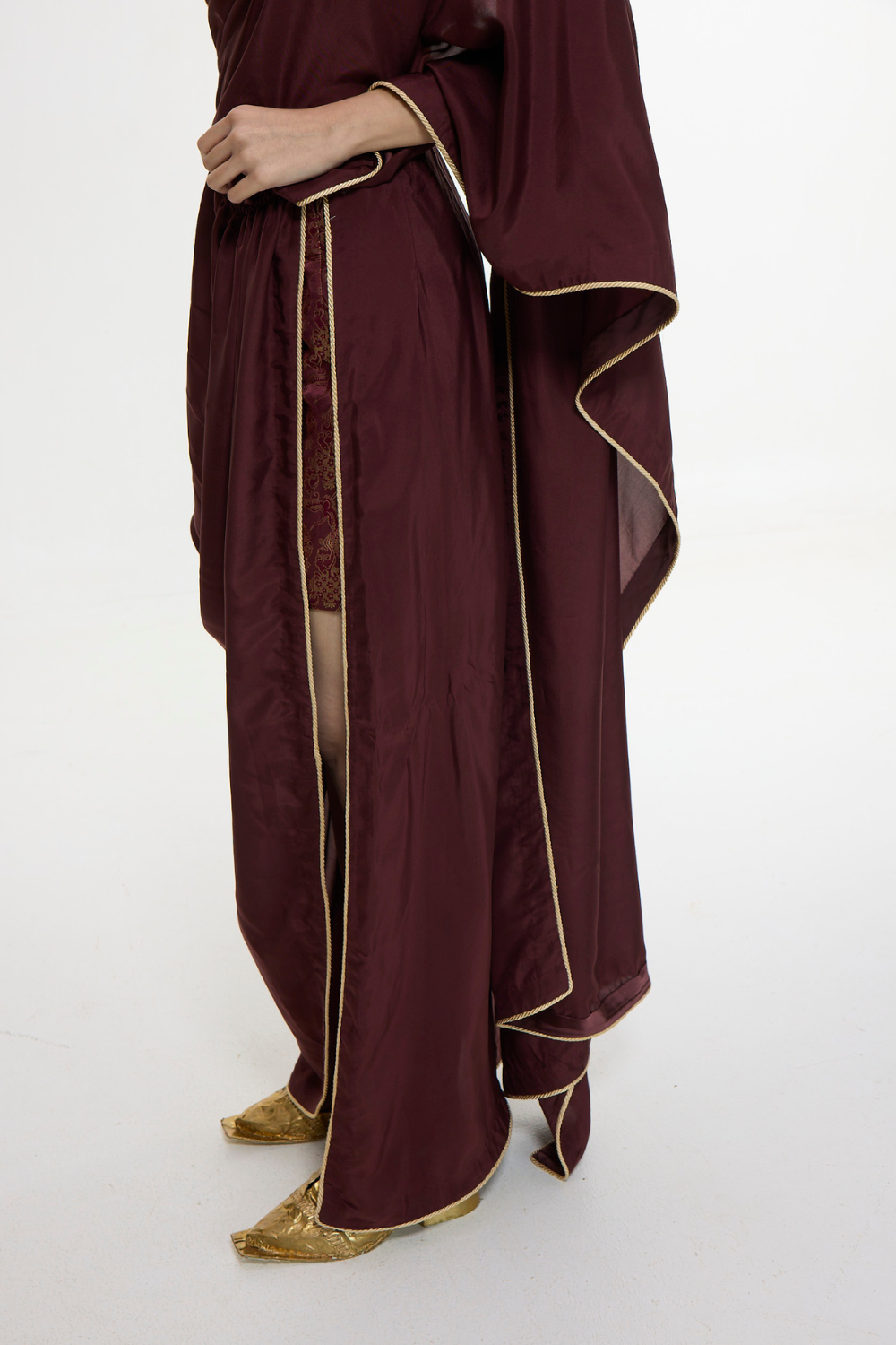 Pre Draped Handwoven Chestnut Mashroo Silk Saree