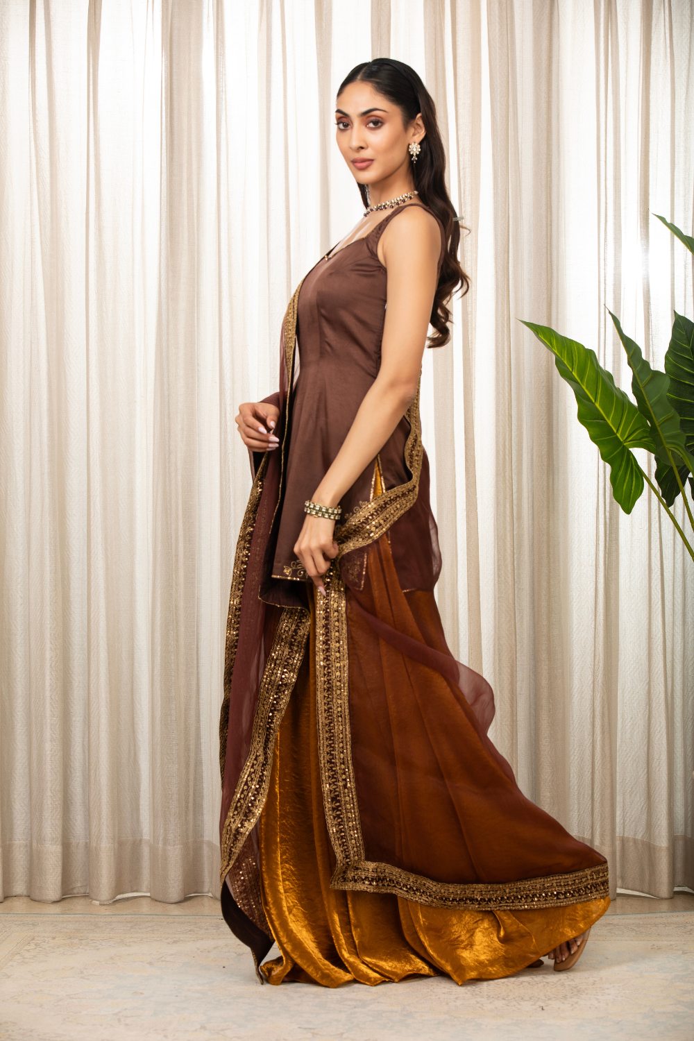 Jasmine Embroidered Kurta Set