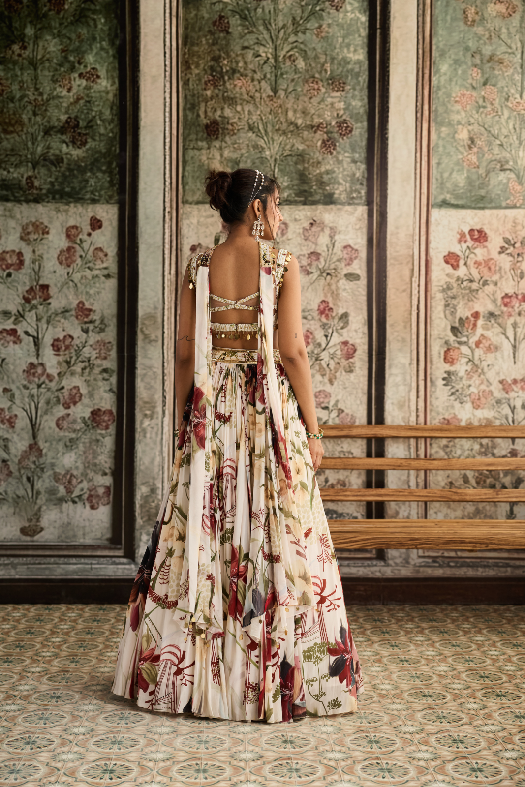 IVORY FLORAL PRINT AND HIGHLIGHTED LEHENGA SET