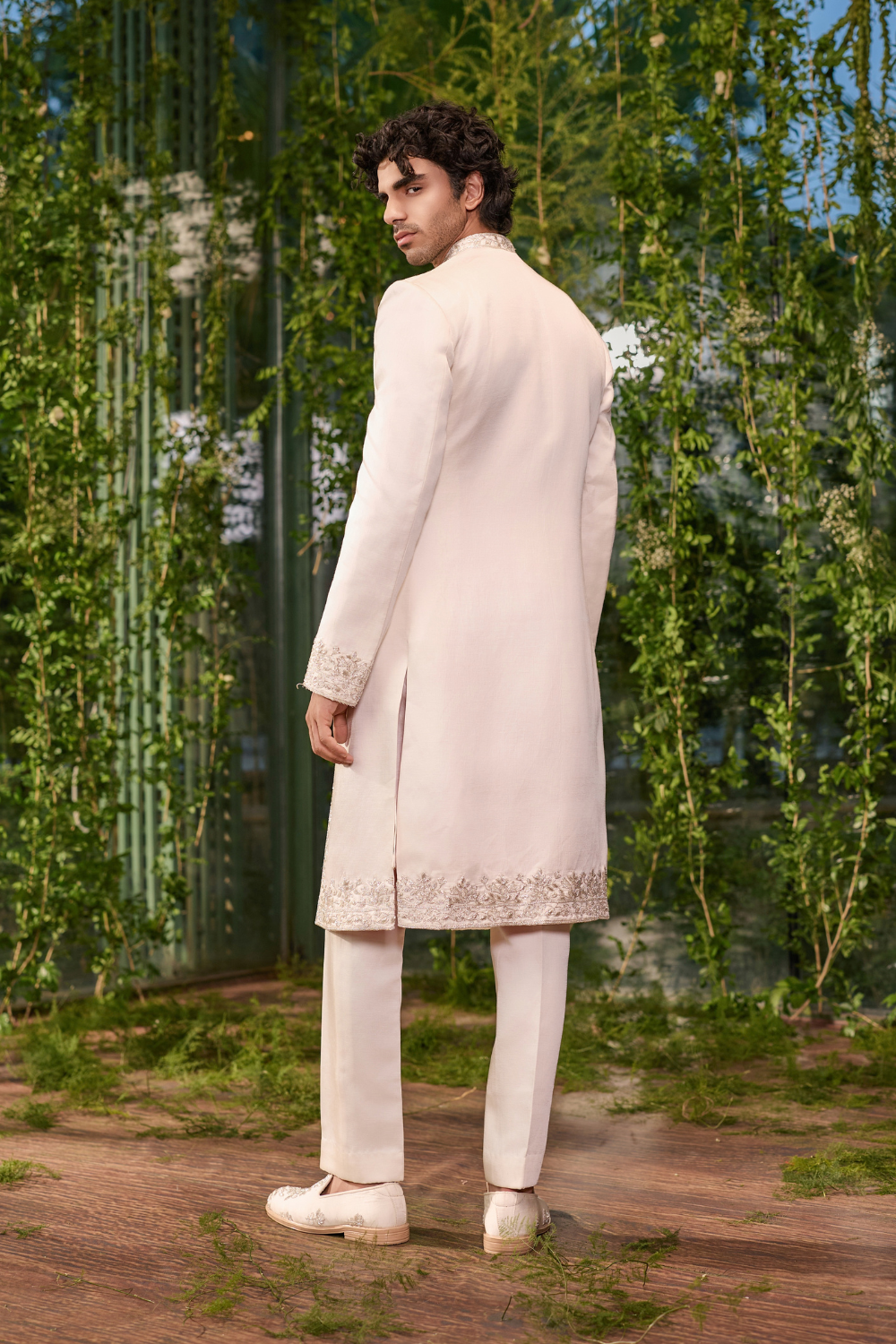 Shvet Agni - The Fearless King Sherwani