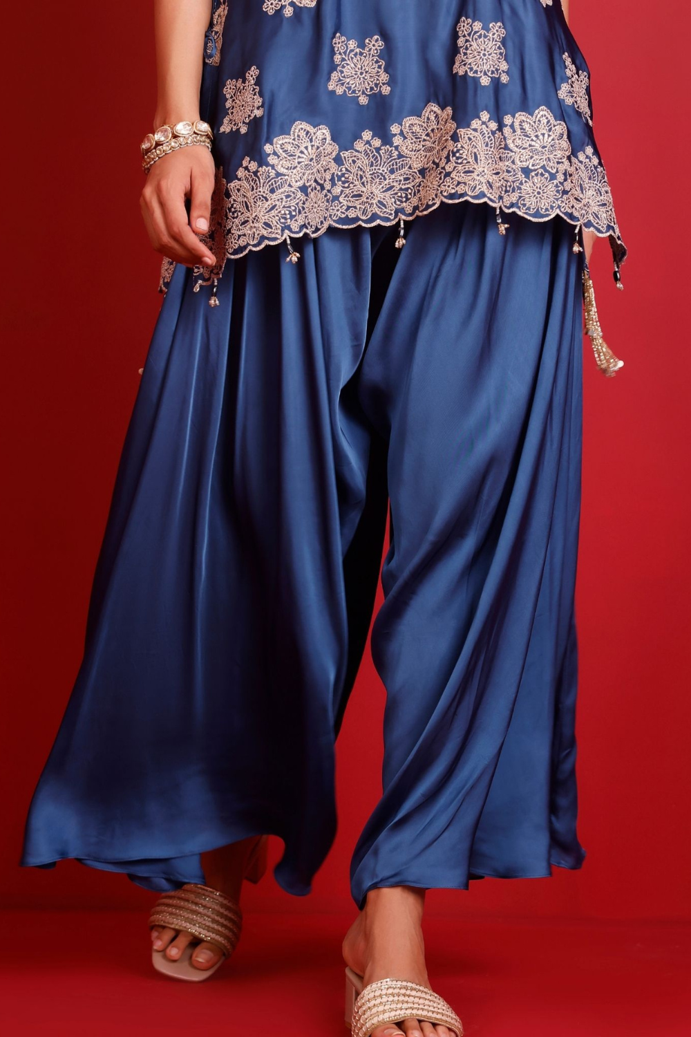 Pahi Cupro Satin Navy Kurta Set