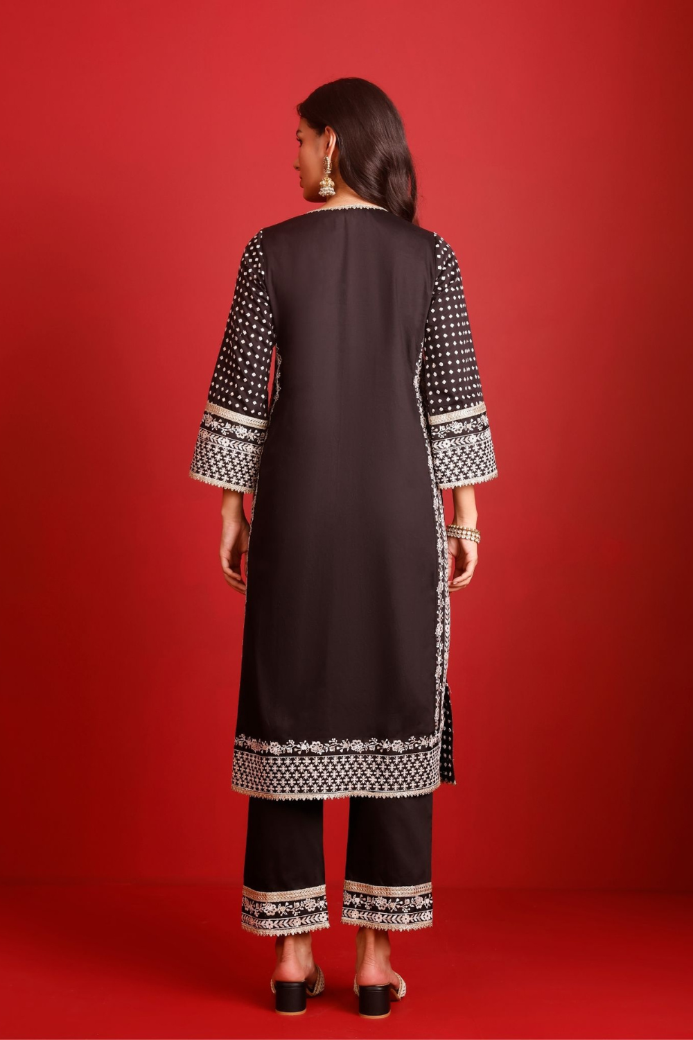 Reya Pima Satin Black Kurta Set