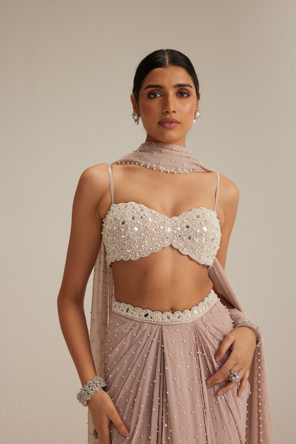 Ash pink Pearl Scattered draped skirt set