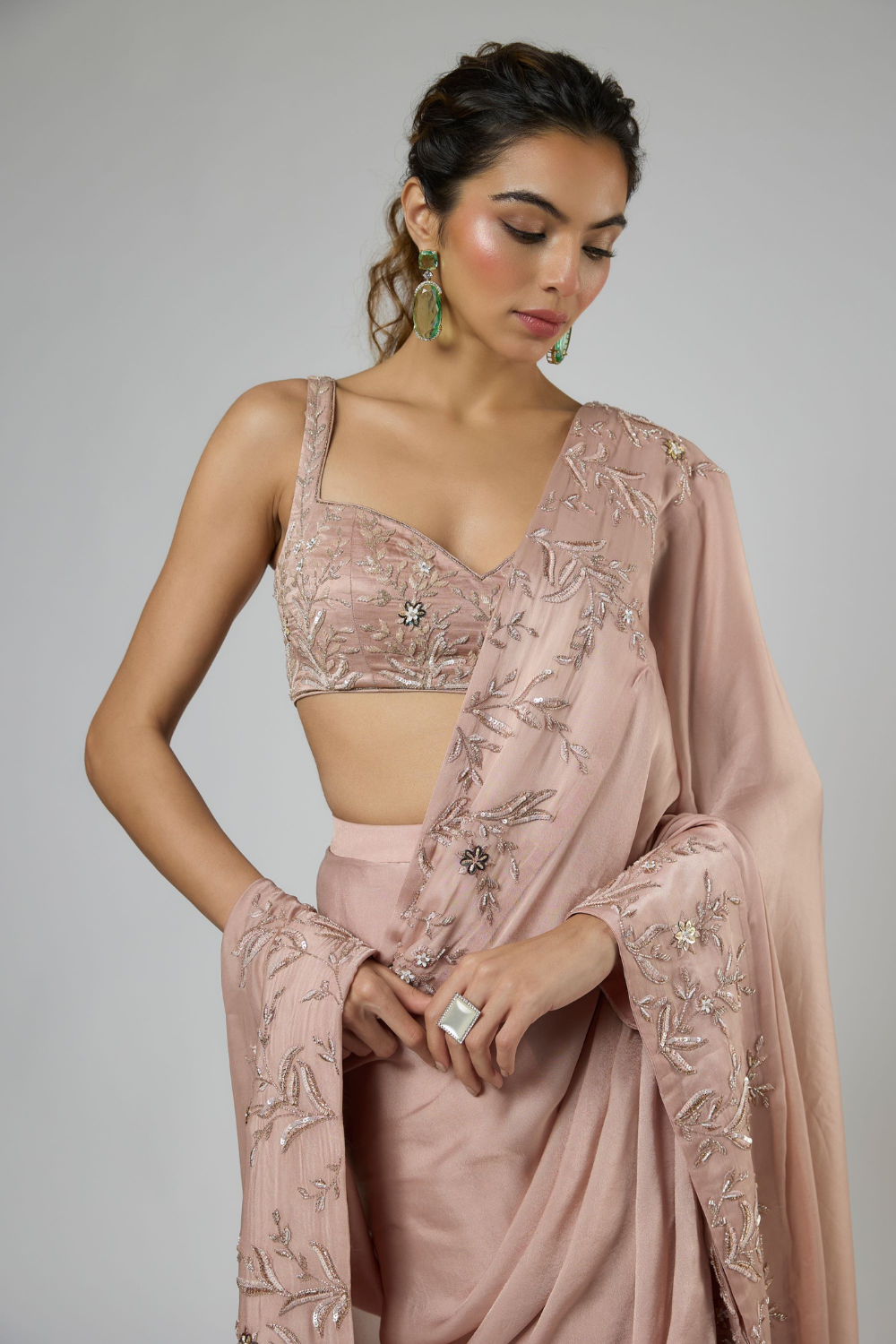 ONION PINK INTRICATE FLORAL EMBROIDERED SAREE SET