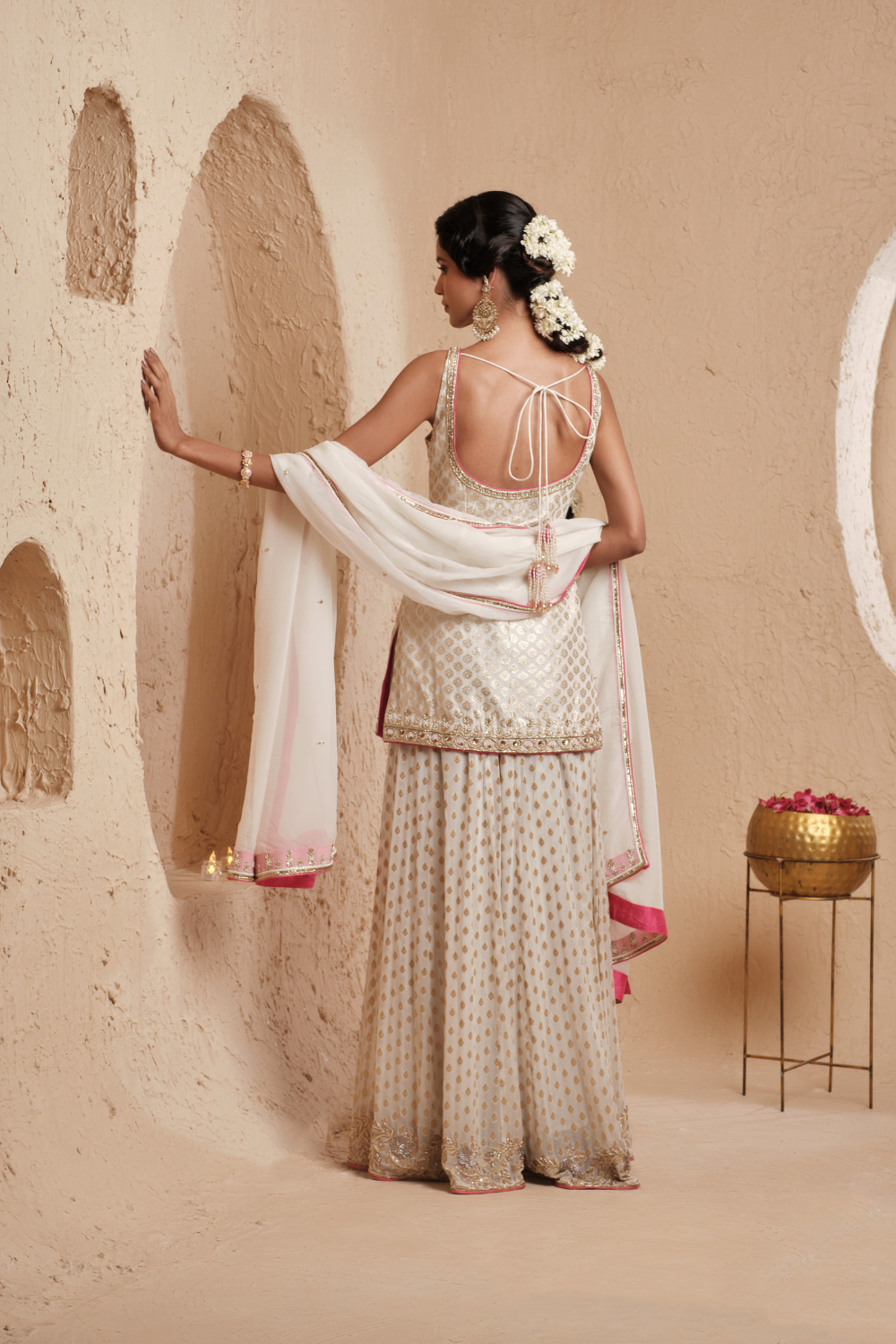 Suvarna Sharara