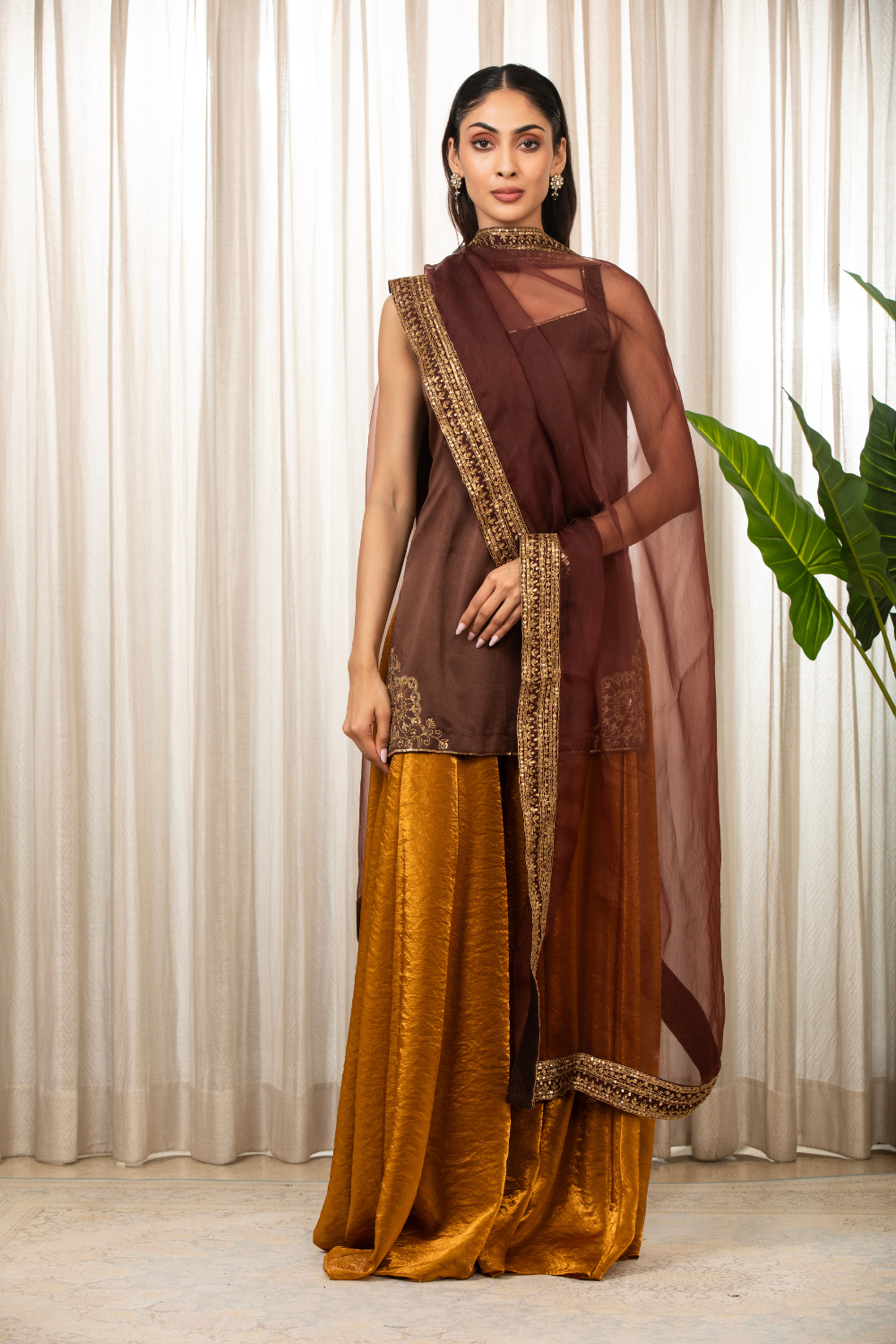 Jasmine Embroidered Kurta Set