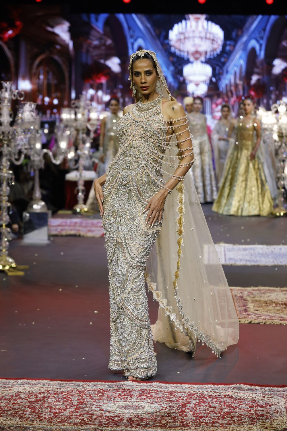 Sheeshmahal Jadau Gown