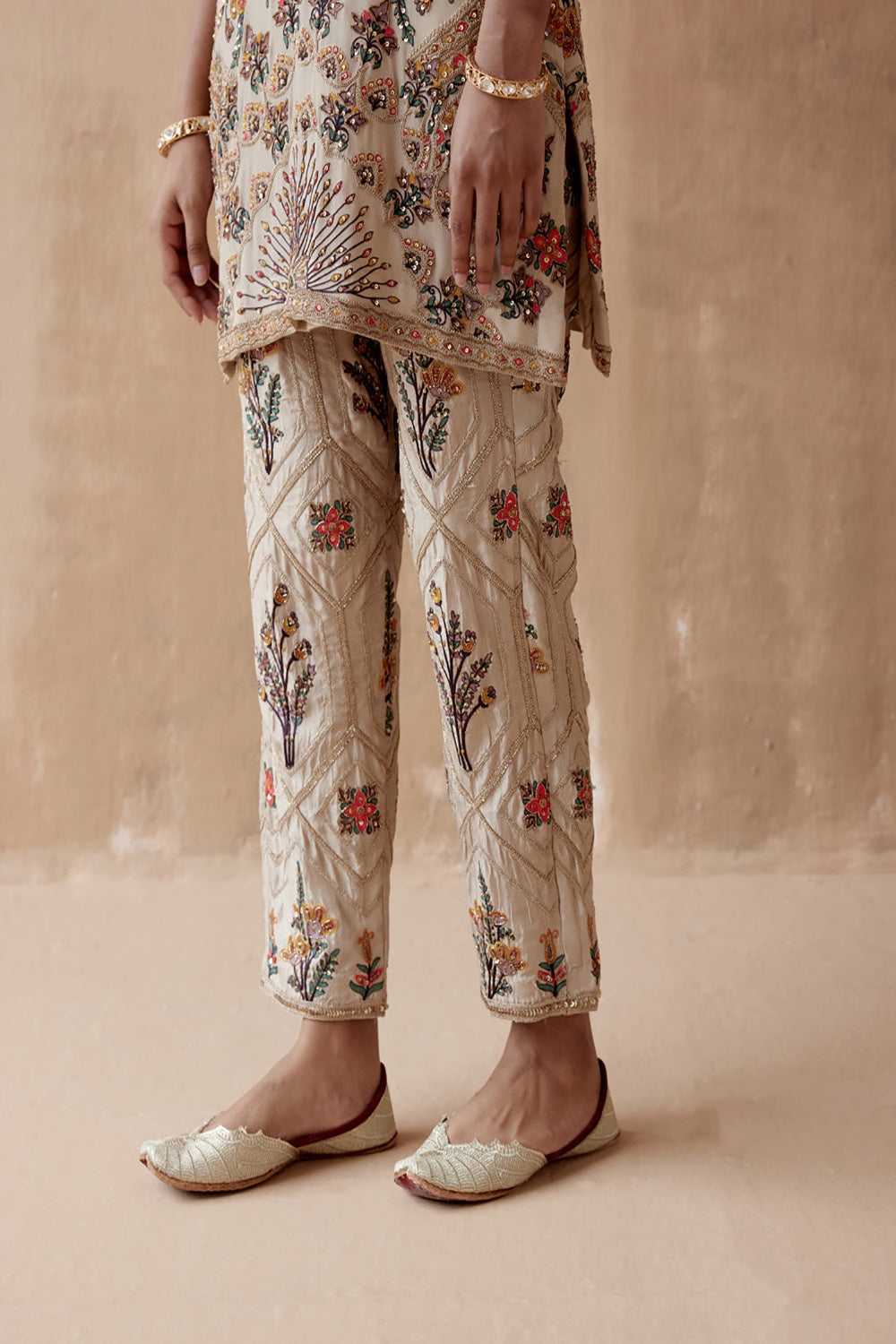 Ivory Kurta With Pants