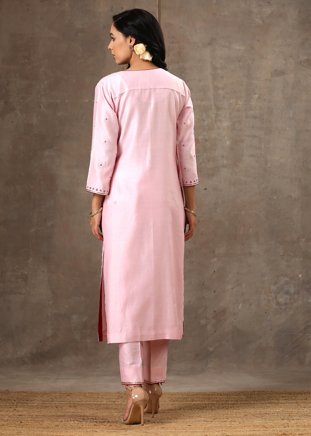 Hand Embroidered Chanderi Silk Pink Kurta Set