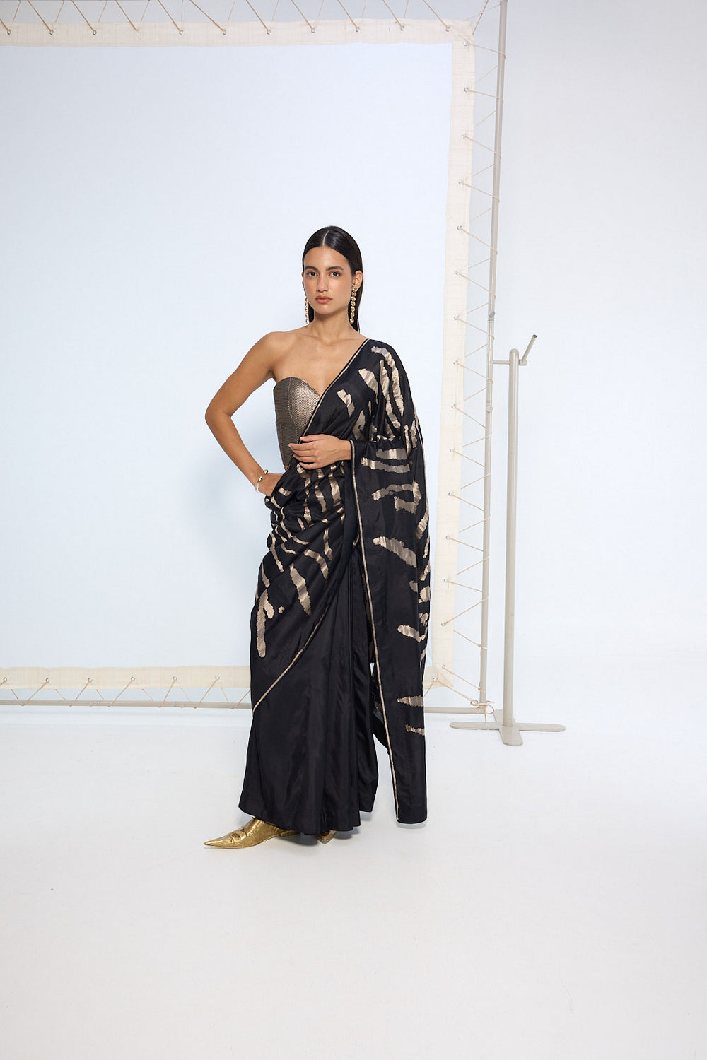 Handwoven Noir and Silver Silk Saree
