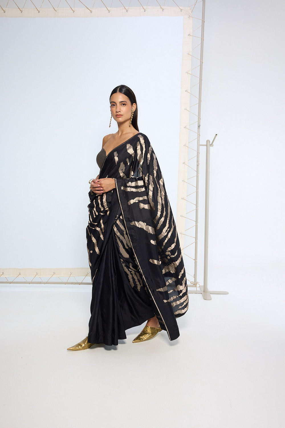 Handwoven Noir and Silver Silk Saree