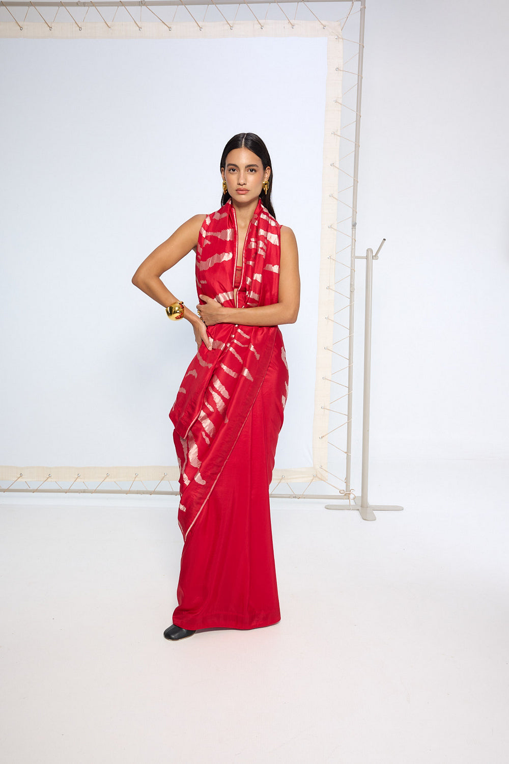 Handwoven Red Rose Gold Zari Saree