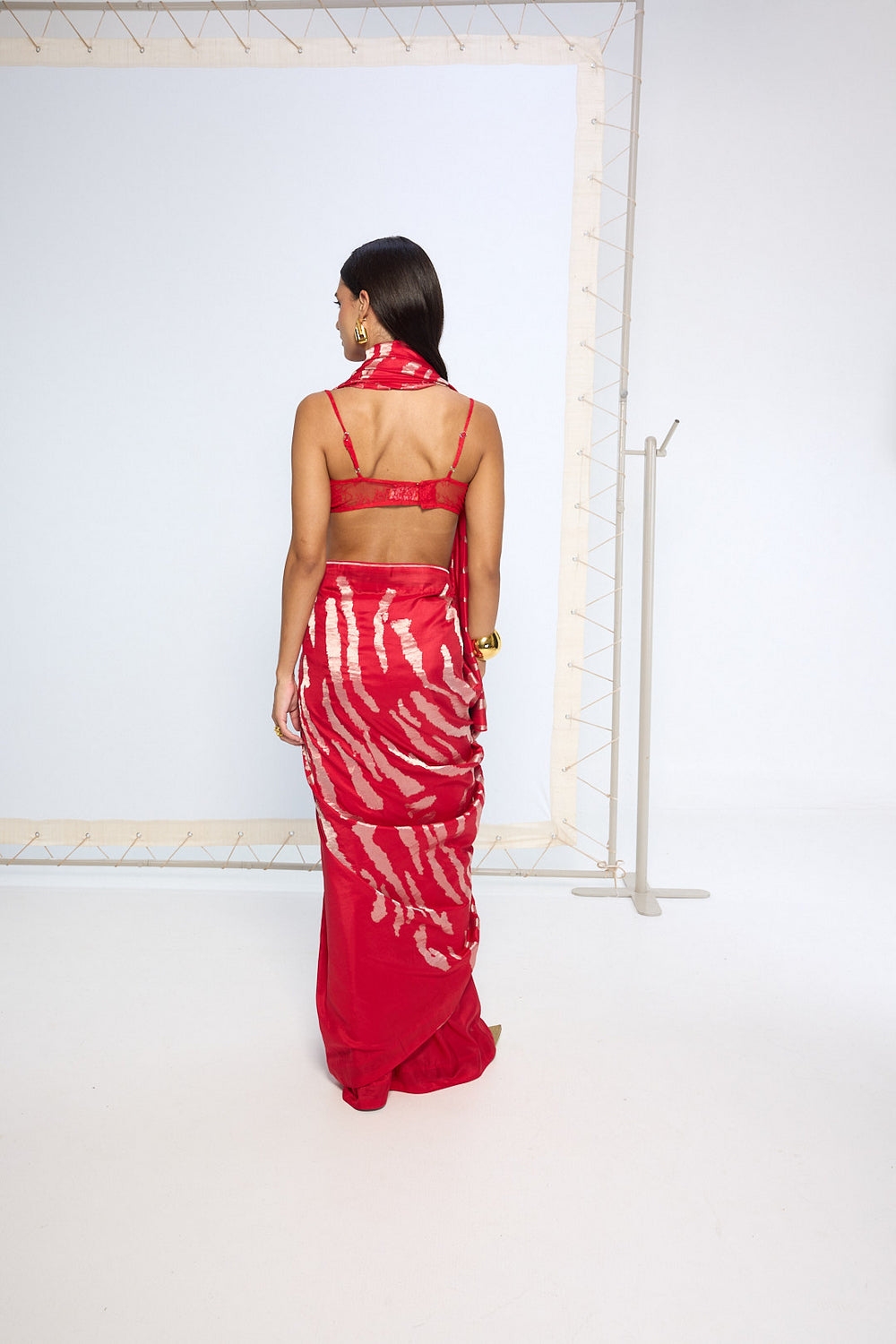 Handwoven Red Rose Gold Zari Saree