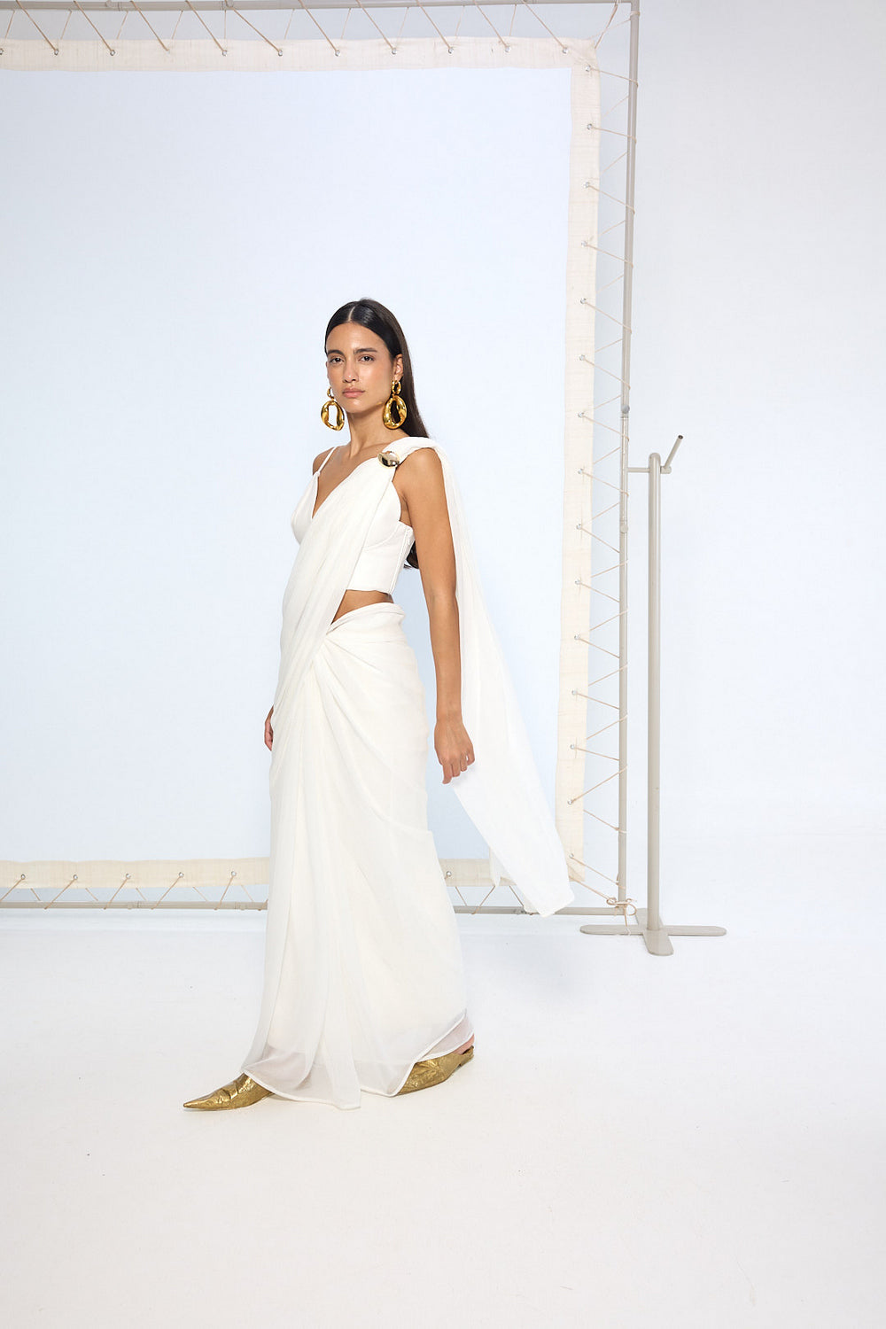 Ivory Movable Brooch Saree