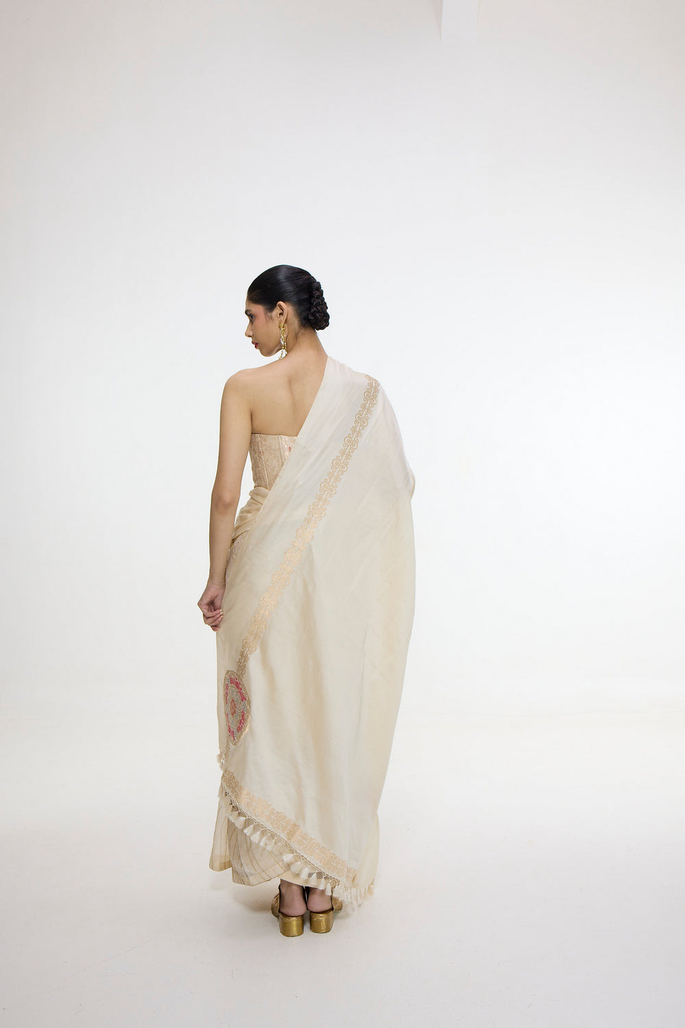 Handwoven Ecru Mashroo Silk Saree with an Embroidered Border