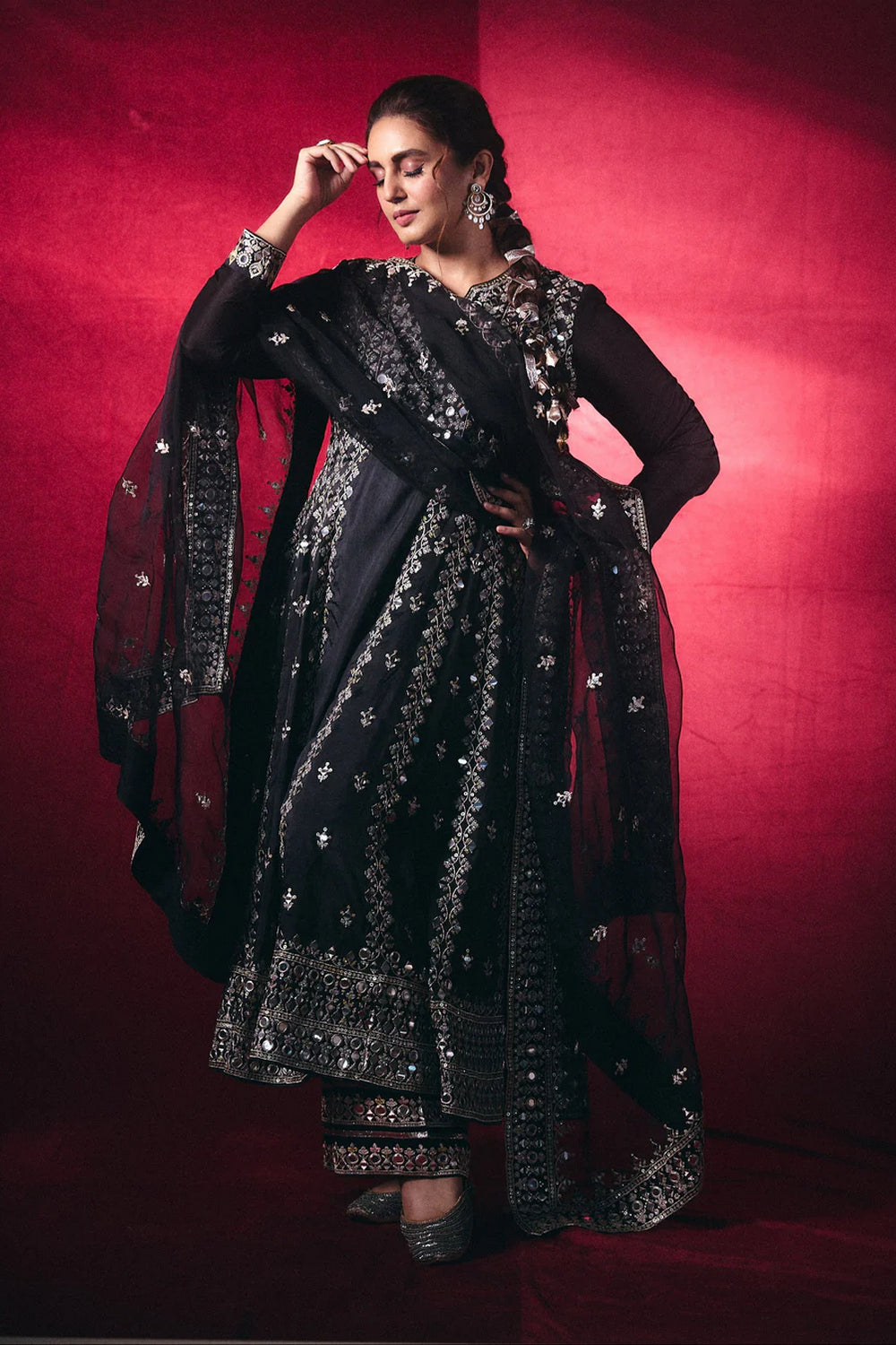 Huma Qureshi in Amiha AG Set