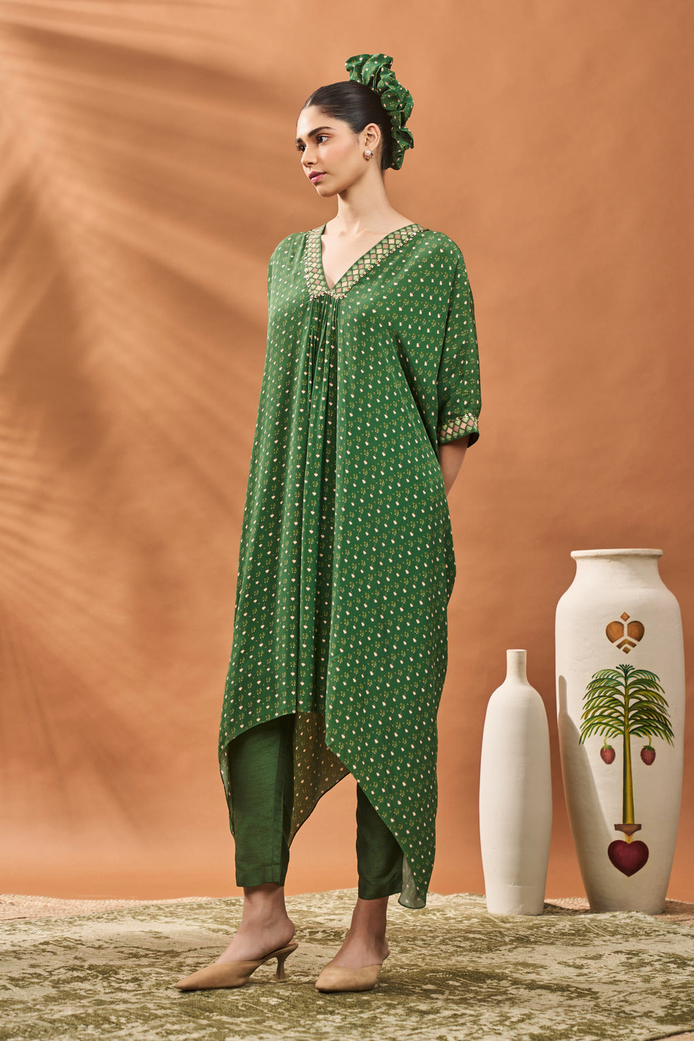 GREEN TREE OF HEARTS TUNIC SET