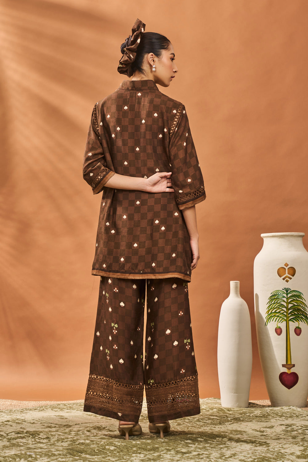 BROWN CHECKERS BLOOM TUNIC SET