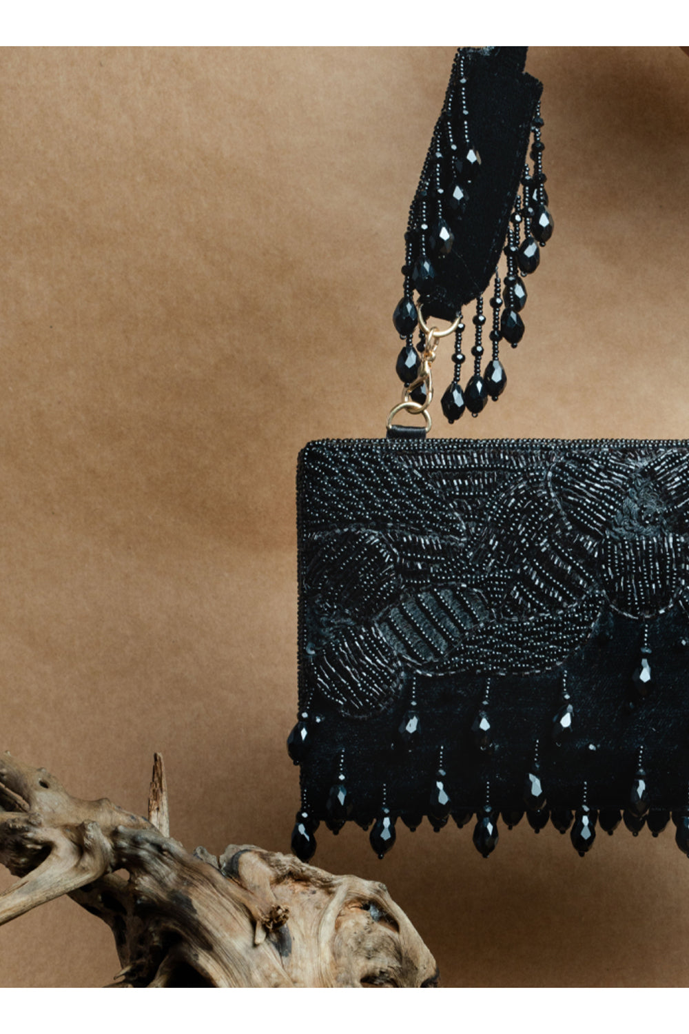 Ornate Radiance Kasse Black