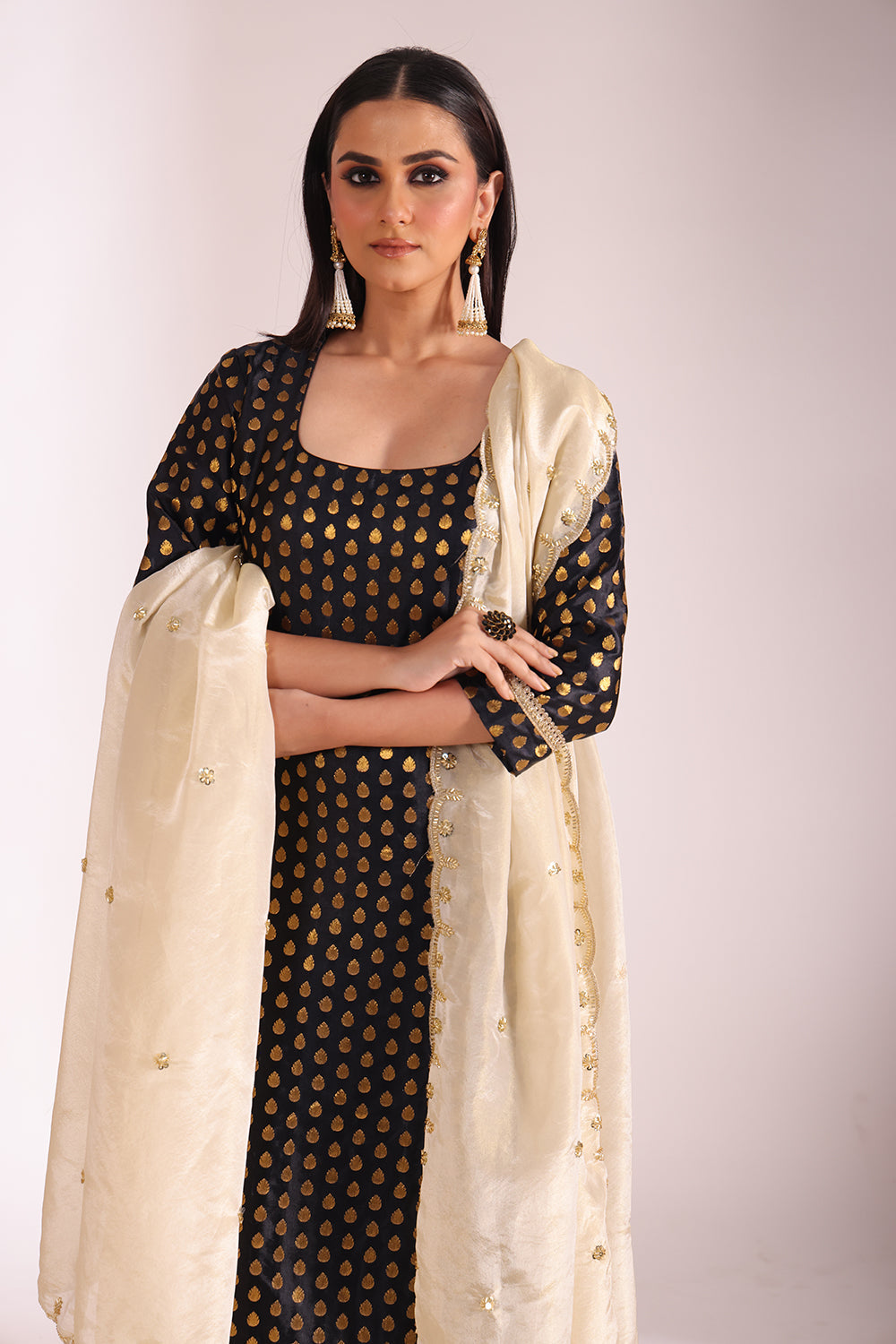 Noorika Black Kurta with pant and dupatta- set of 3